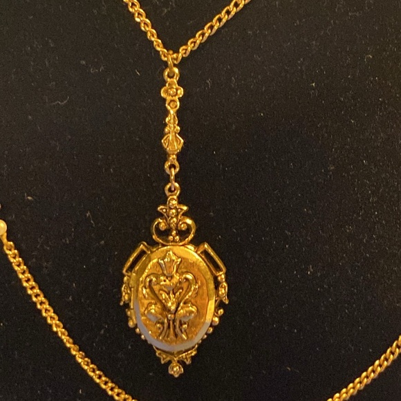 Vintage ART Gold Tone Double Strand Locket Necklace - Picture 2 of 12